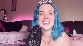 Babe fucked by an ass-fucking machine until her hole is destroyed