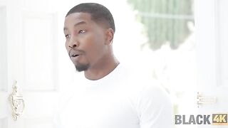 A black guy with a huge cock repairs the hole of Italian Valentina Nappi