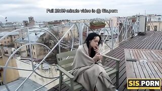 A cute girl should suck a cock, not smoke, to stay beautiful