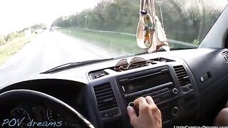 A cute girl got a ride and paid with her pussy
