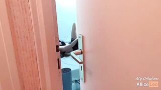 I see my stepsister masturbating, I offered her my cock and she accepted!