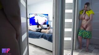 The stepdaughter spies on her stepfather, continuing where we left off