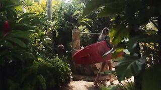Sex and surf in the open air