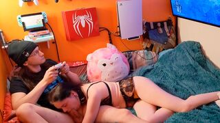 A guy relaxes playing Elden Ring while his wife gets him off with her mouth