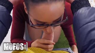 Andreina DeLuxe lets Jordi study her tits and ass for money in steamy Mofos scene