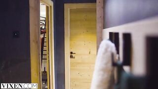 A skier has passionate sex with a hot bunny in the Alps