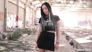 Babe Deborah Diamond has no shame in public sex