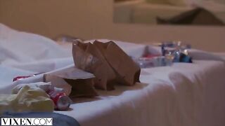 The little girl can’t control herself when her boyfriend is away