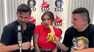 An interview with Elo Podcast ends in a mess and a lot of cum