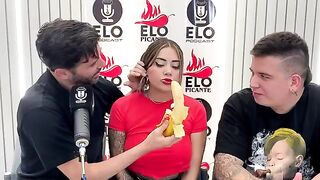 An interview with Elo Podcast ends in a mess and a lot of cum