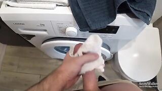 Man gets stepsister’s tight pussy filled with cum on Christmas