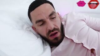 A young guy fucked a hot stepcousin with big ass in a steamy session