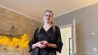 The stepson seduced his stepmom, and they enjoyed passionate sex