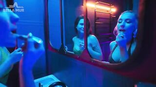 Girl was picked up in the toilet of the night club