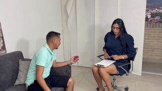 The client found my sex toys and ended up submissive to me