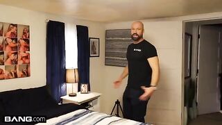 Young blondie Bailey Brooke gets her pussy smashed by Sean Lawless