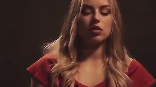 Anna Claire Clouds teaches her husband not to mess with her