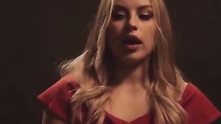 Anna Claire Clouds teaches her husband not to mess with her