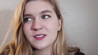 A hot girl is fucking with her boyfriend on a study date