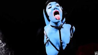 Twi'lek slut training with an alien mistress