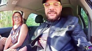 Amateur cumshot with Italian dialogues that don't make sense, and some cum on the face