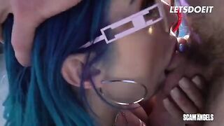 Two sexy babes sharing a big dick in a hot threesome scene