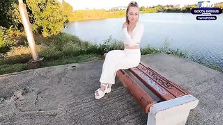 A cute girl met a guy on the dating app and went on a date