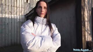 Public pick-up with a sexy brunette in Prague
