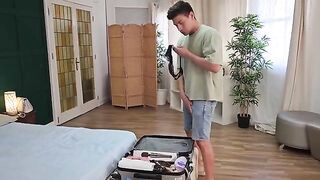 I caught my foreign friend masturbating in my panties and got fucked by Kourtney Love