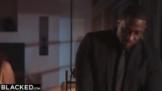 Daddy out of town, Jennie gets wild with intense BBC action