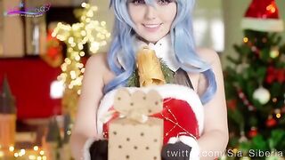 A sweet Christmas treat with the stunning Sia Siberia in a festive cosplay role