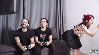 Cindy Luna gets her pussy stuffed with two cocks in rough DP
