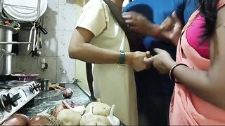 Indian threesome sex video with Mumbai As Hu’s hardcore action