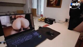 The cute slender girl offers sex for repairing her laptop