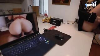 The cute slender girl offers sex for repairing her laptop