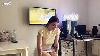 The girl was fucked by a collector who made creampie