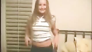 A young girl has sex and brings immense pleasure