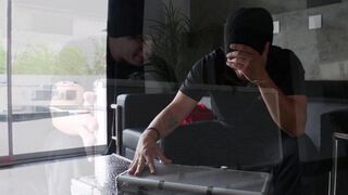Police officer fucked a thief, Jacqueline Taylor got banged