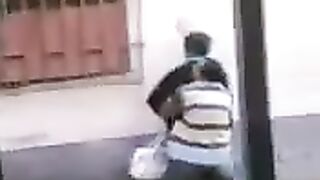 I wanted to fuck on the street, no need for a house