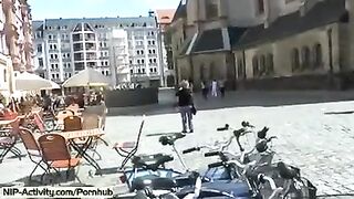 I showed my pussy to all the people passing by on the street