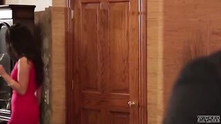 The sisters made blowjob for their friend in the bathroom