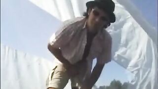 A little sex in nature or an excellent journey to the point