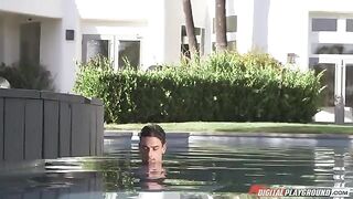 Sex in the pool is always a lot of fun, especially if you are young