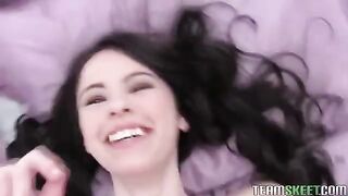 Amateur sex with a brunette woman who loves to fuck