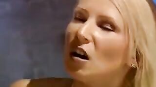Sexmachine bondage equals double penetration, as proven by many videos