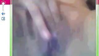 A girl showed her huge pussy in the chat right next to the camera