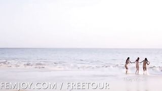 On the nudist beach, there was something to see for lovers of erotic eporn