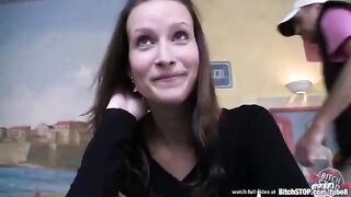I paid for sex and fucked a girl in the toilet in the public toilet