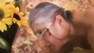 Man fucked gray-haired mature with sexy ass in black stockings