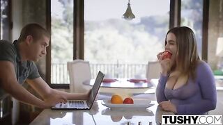 Natasha Niis got banged after cooking breakfast for her husband